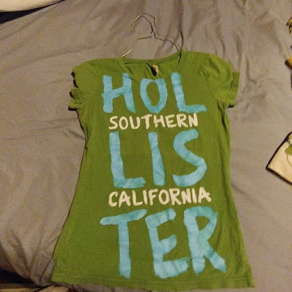 Tee shirt